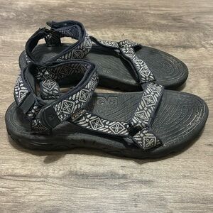 Teva terradactyl hard sole sandals size 10